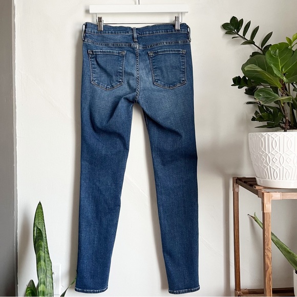 Frame Le Skinny de Jeanne in Alla Wash - Picture 5 of 10